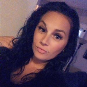 Meet your Posher, Renee